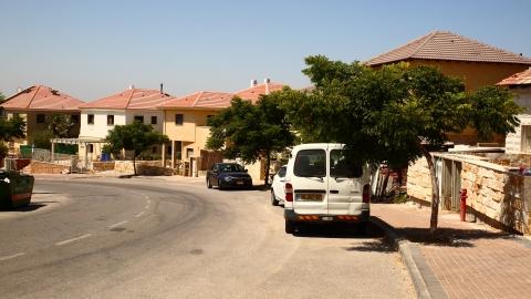 רחוב בישוב.JPG